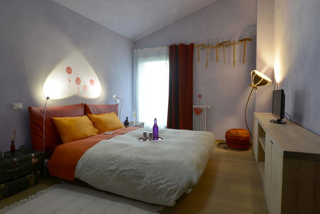 Casa Lo Bed and Breakfast Τσεζένα Δωμάτιο φωτογραφία