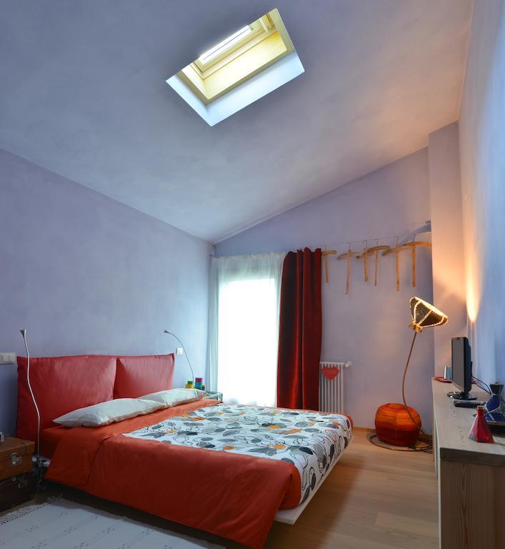 Casa Lo Bed and Breakfast Τσεζένα Δωμάτιο φωτογραφία